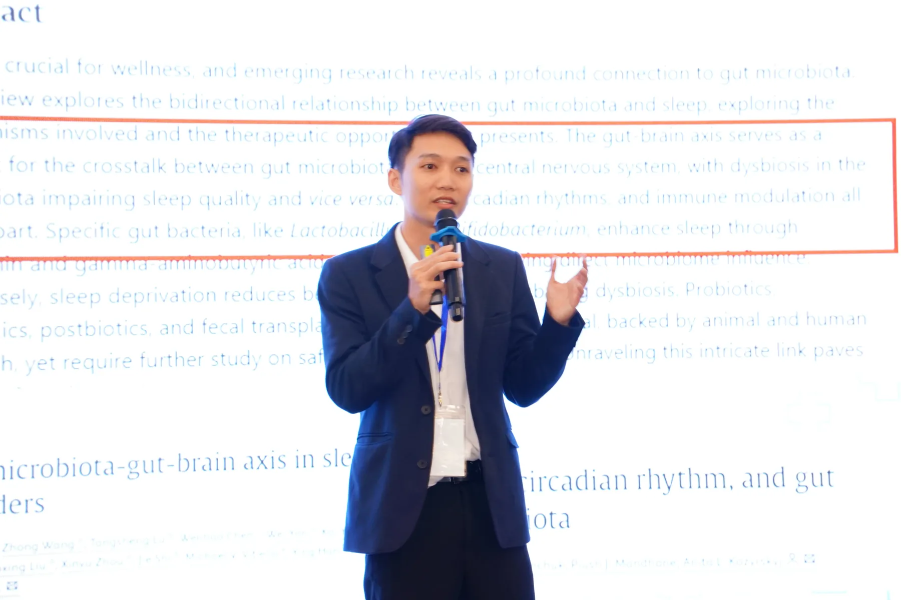 BS. Trương Công Hậu trình bày nội dung chuyên môn